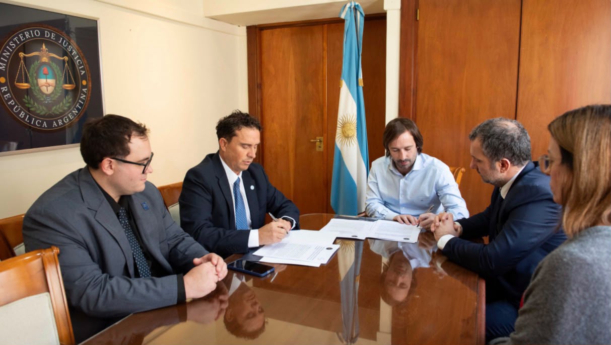 LA FACULTAD DE CIENCIAS JURÍDICAS Y JUSTICIA DE LA NACIÓN IMPULSAN UNA DIPLOMATURA SOBRE EL SISTEMA PENAL ACUSATORIO FEDERAL